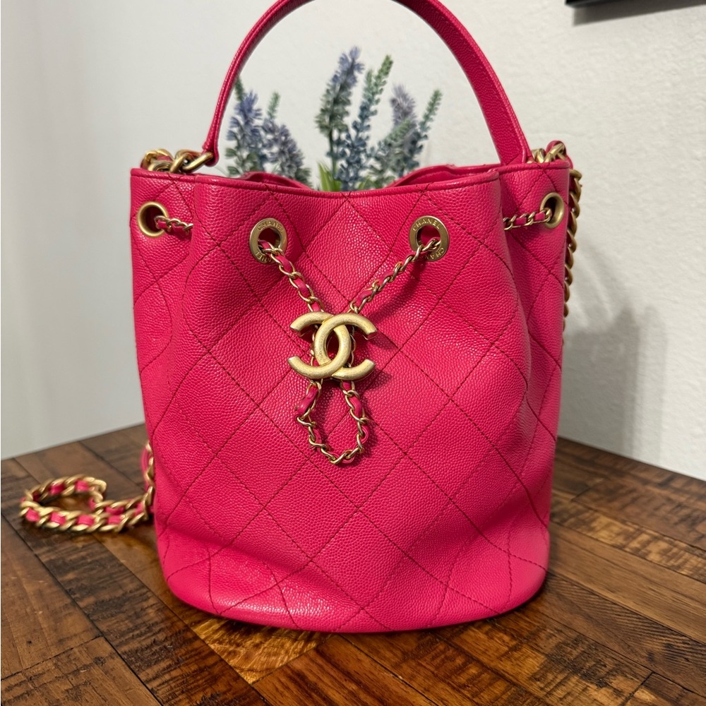 Chanel Fuchsia Caviar Quilted Shoulder Bag